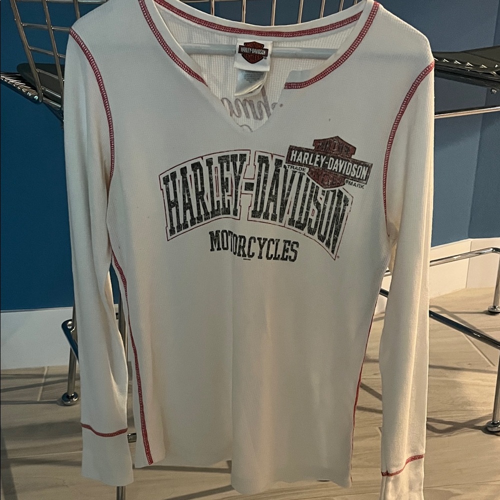 Harley-Davidson White Long Sleeve Shirt with Red Accents